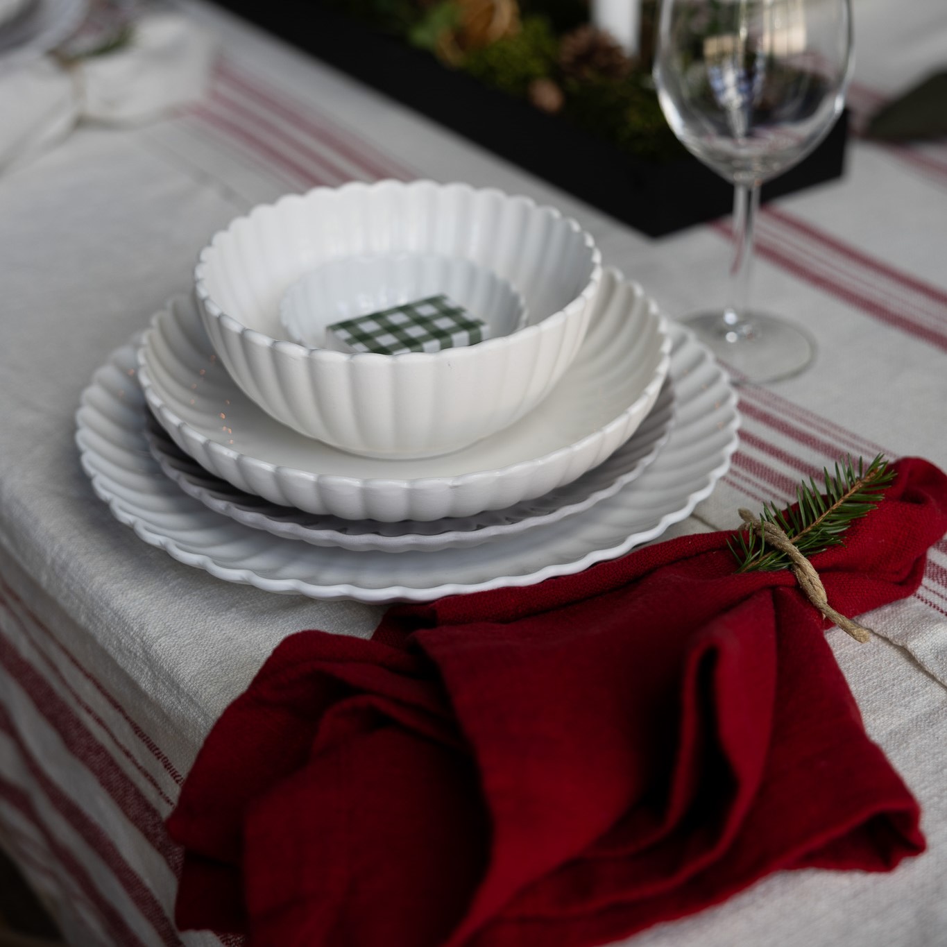 117101 - 117102 - 117104 - Servett - julservett - återvunnetmaterial - tygservett - Juldukning - dukning - tygservett