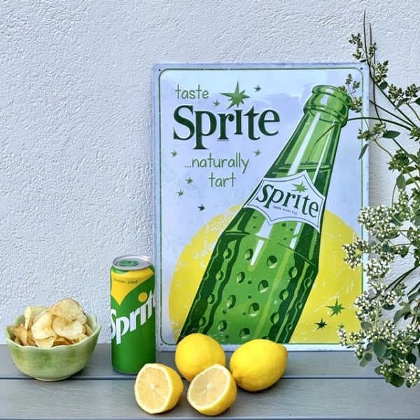 23305-platskylt-sprite-bottle-plåtskylt-retroskylt-nostalgikänsla-nostalgiskylt-citronläsk-ogsoda